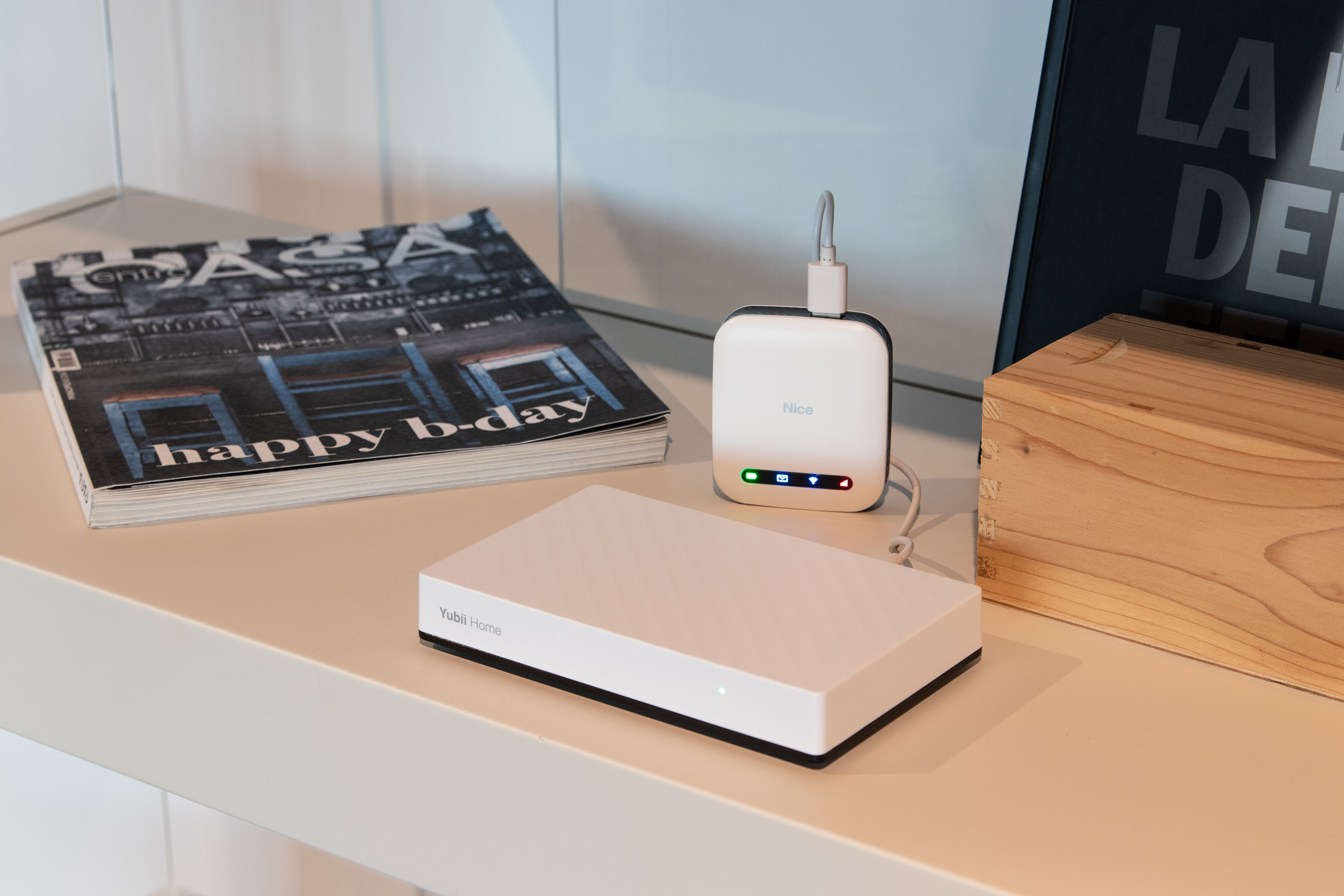 Nice Yubii Home Smart Home Zentrale für Z-Wave und Nice